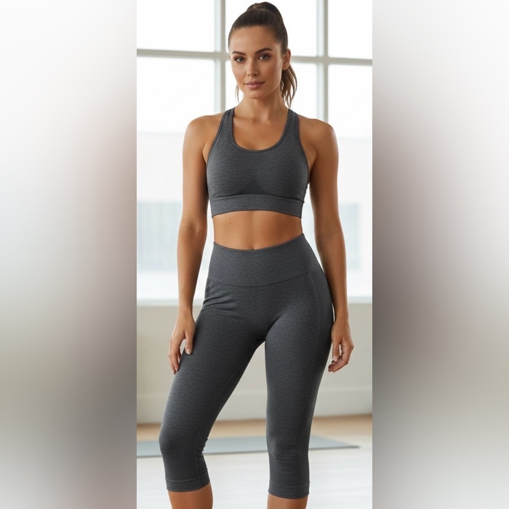 lululemon athletica flow crop Leggings women’s purple compression short athletic